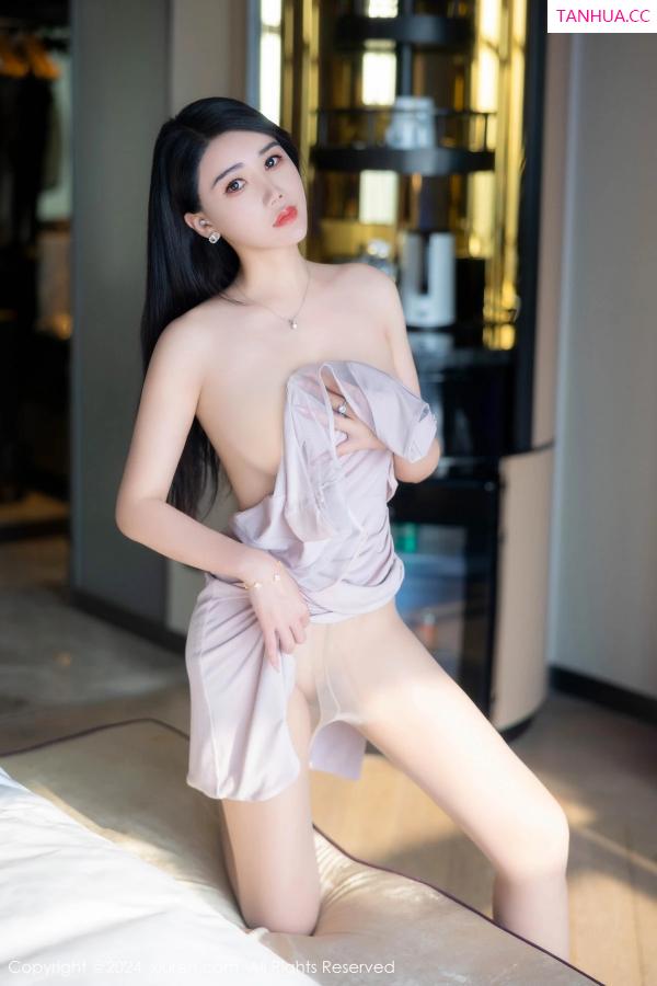   [XiuRen]高清写真图 2024.06.05 No.8655 李若汐 丰腴妩媚第63张图片